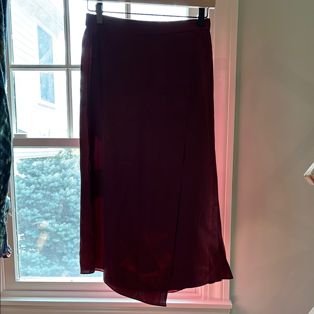 Vince Silk Burgundy Women's Skirt
